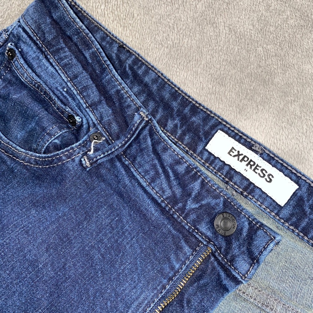 Express Jeans Mens 36x34 Blue Classic Straight Denim Pants Dark Wash Everyday - Picture 3 of 13